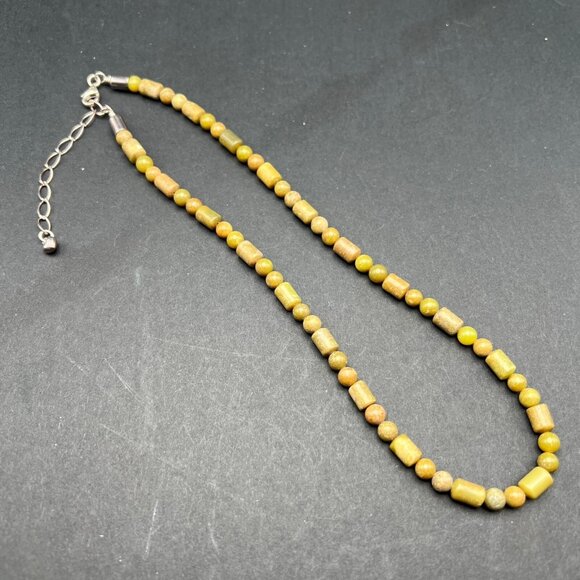 Green Stone Beaded‎ Necklace Round Tube Silver Tone - Picture 2 of 7